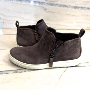 ECCO Soft 7 Nubuck Ankle Booties Gray | Women’s EU 38 US 7–7.5